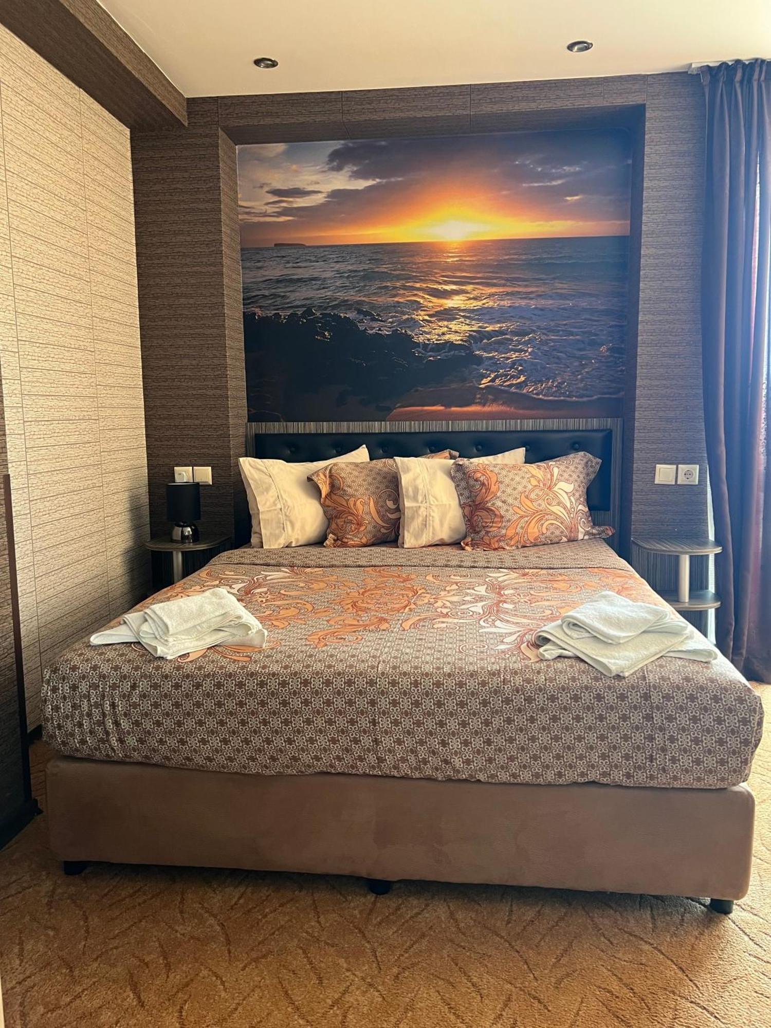 Hotel Lazur Китен Екстер'єр фото